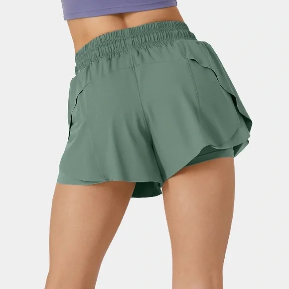 Shorts - Picture 5 of 7